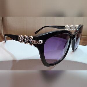 NEW BRIGHTON PRETTY TOUGH STUD TRIO BLACK SUNGLASSES NO SCRATCHES